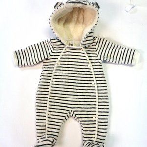 Baby Hooded Bunting